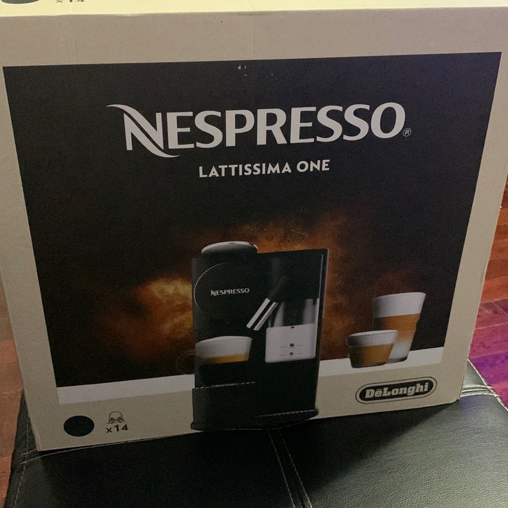 Nespresso Lattissima One Machine